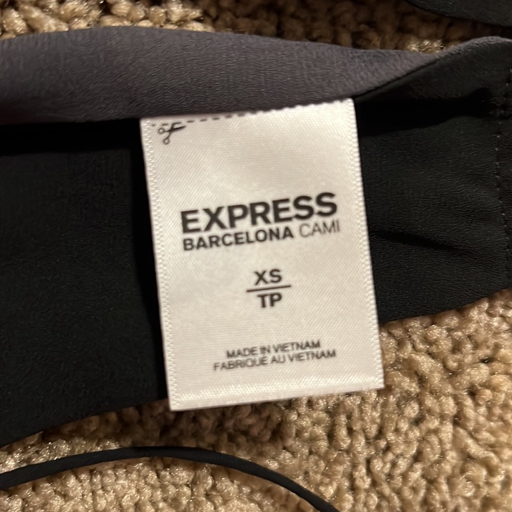 Express reversible blouse - Picture 2 of 3